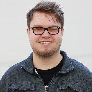 Spencer's headshot